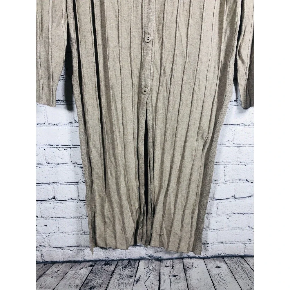 Tahari Women Ribbed Knit Cardigan Sweater V-Neck Button Front Tan Beige Size S
